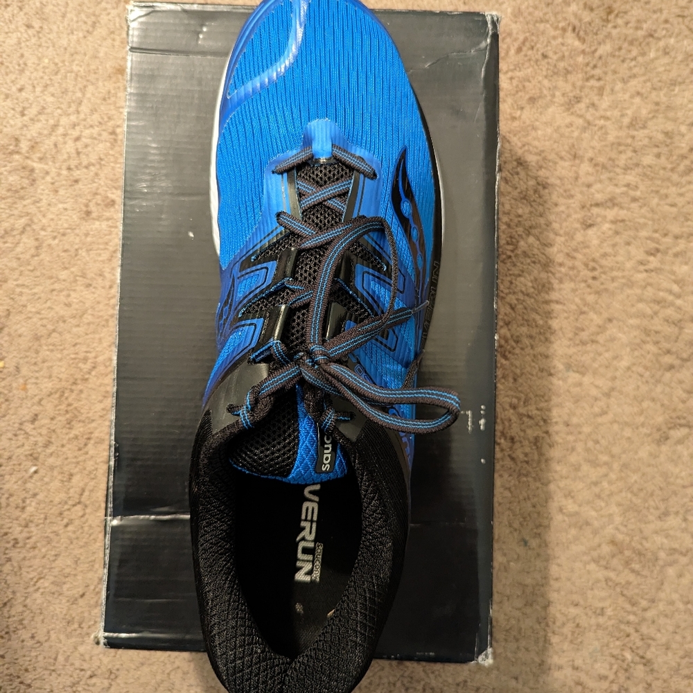Men's running shoes - Picture 2 of 3